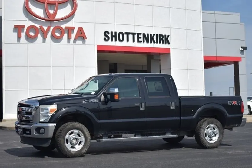 2011 Ford F-250 photo 1