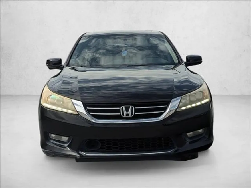 2015 Honda Accord Touring photo 1