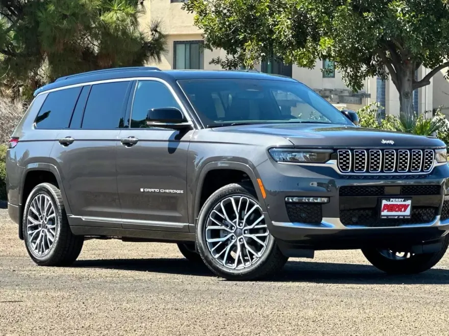 2025 Jeep Grand Cherokee L Summit Reserve photo 1