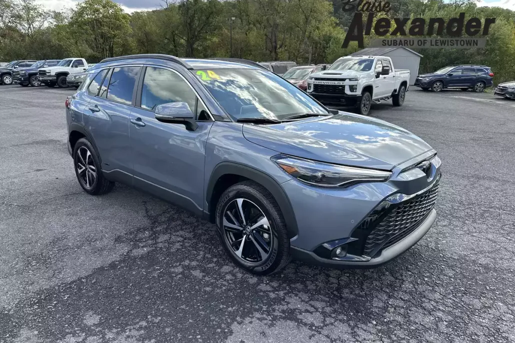 2024 Toyota Corolla Cross Hybrid XSE photo 1