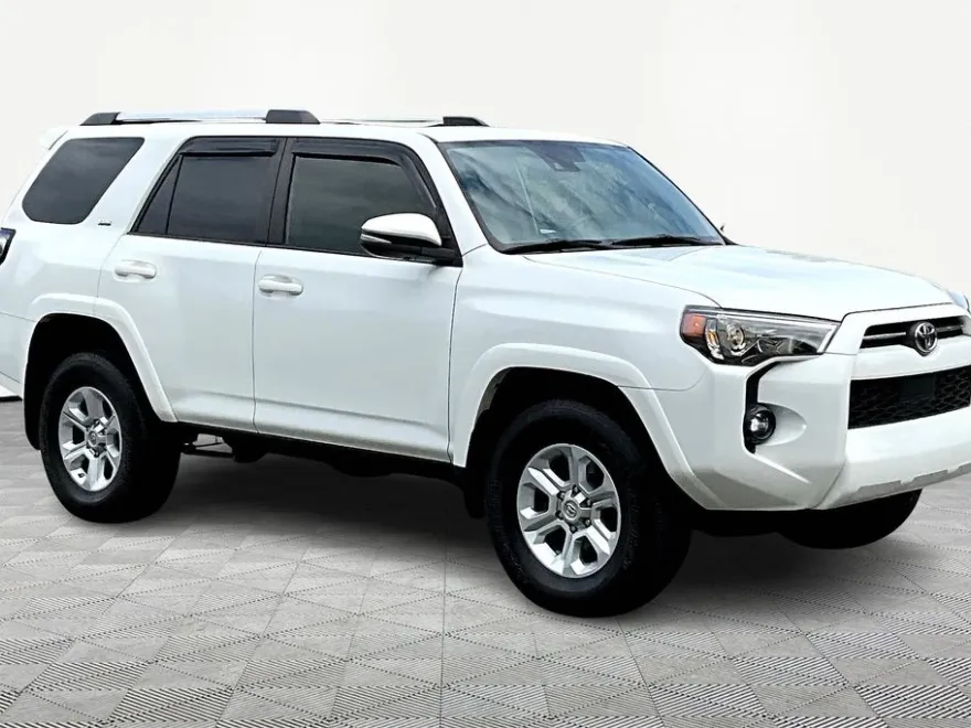 2020 Toyota 4Runner SR5 Premium photo 1