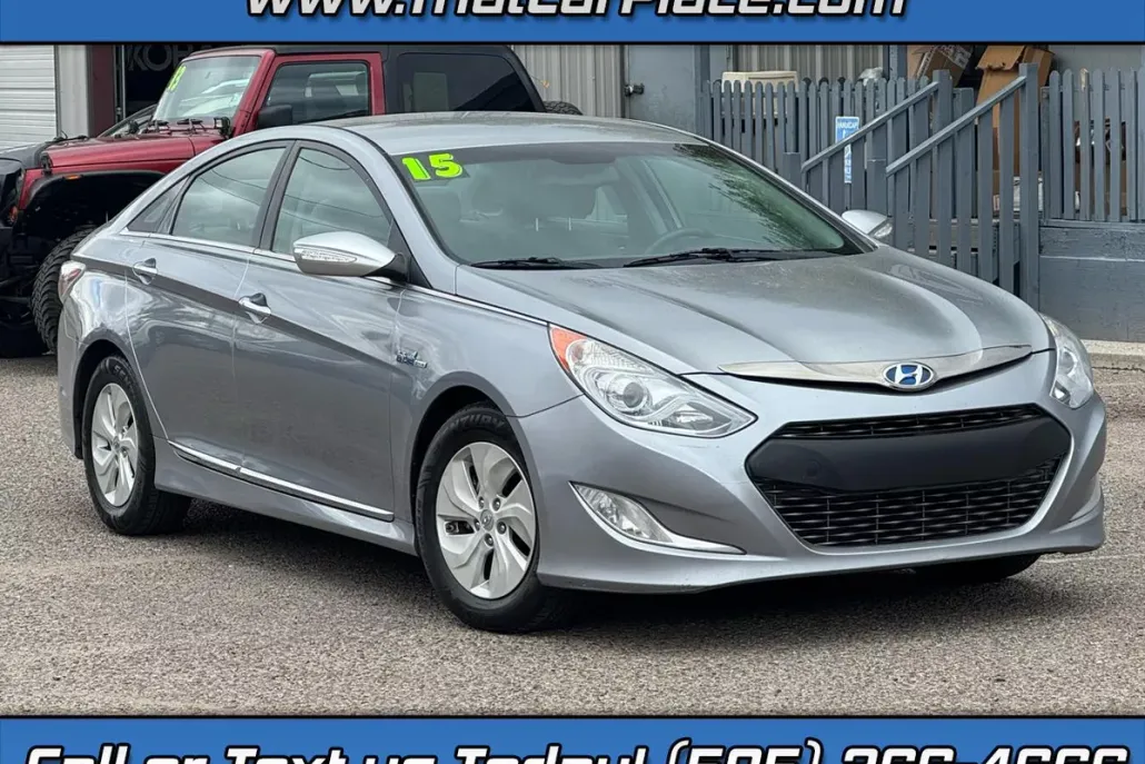 2015 Hyundai Sonata Hybrid Base photo 1