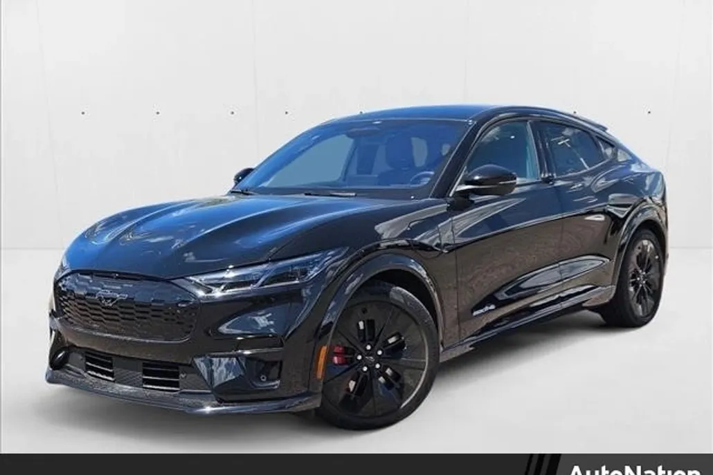 2025 Ford Mustang Mach-E GT photo 1