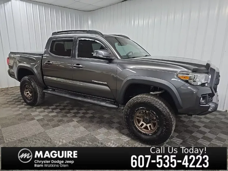 2019 Toyota Tacoma 4x4 TRD Double Cab photo 1