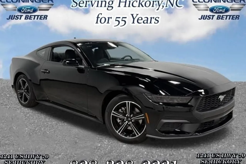2025 Ford Mustang EcoBoost photo 1