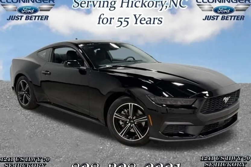 2025 Ford Mustang EcoBoost photo 1
