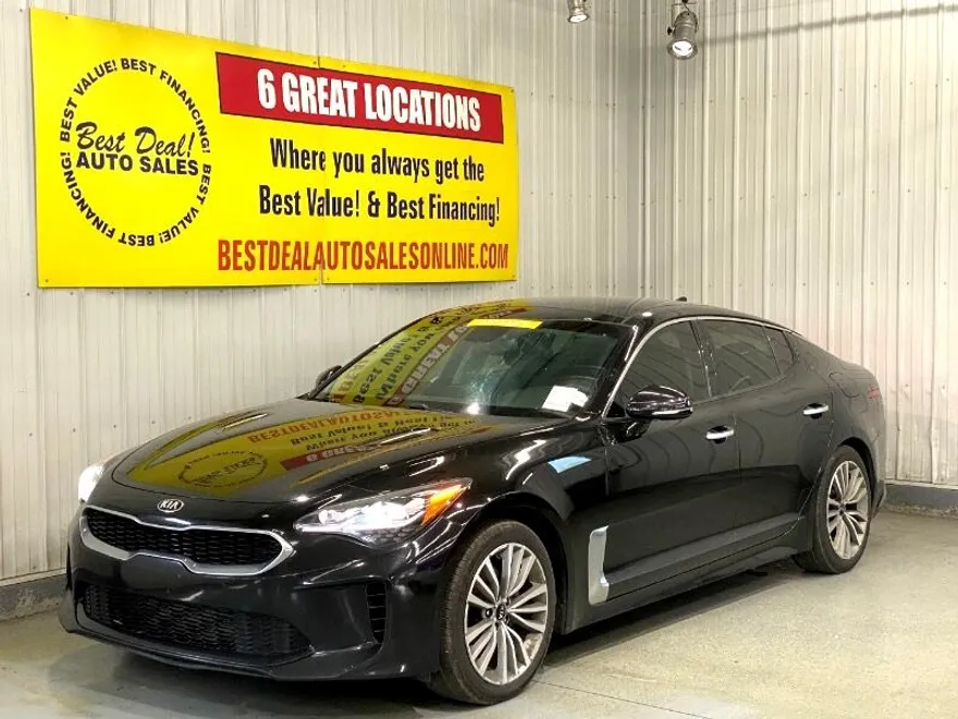 2019 Kia Stinger photo 1