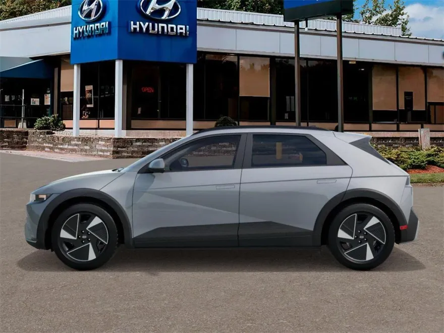 2025 Hyundai Ioniq 5 SEL photo 1