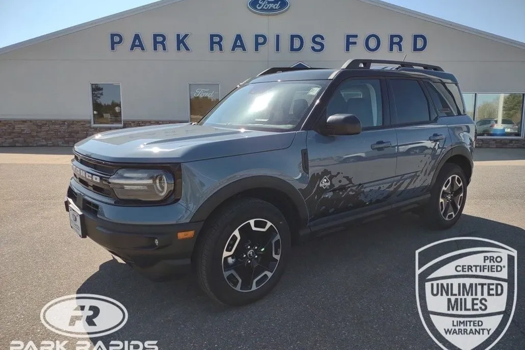 2024 Ford Bronco Sport Outer Banks photo 1