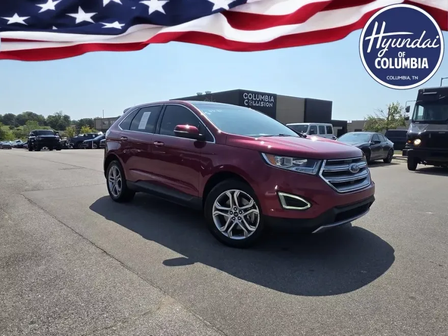 2017 Ford Edge Titanium photo 1