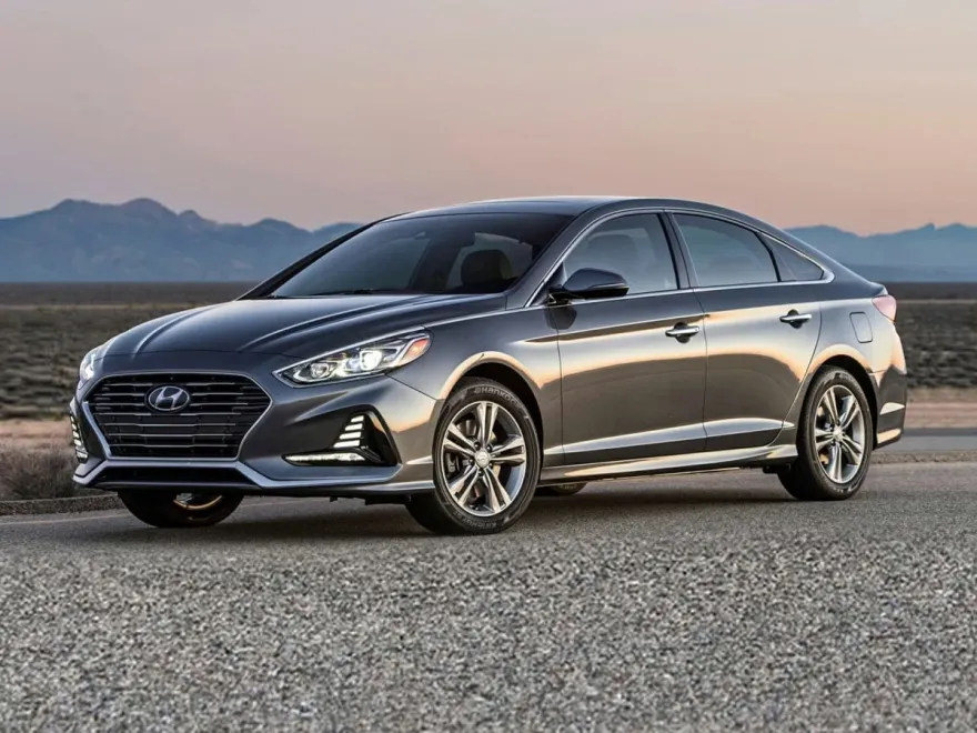 2019 Hyundai Sonata SE photo 1