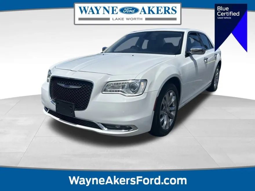 2019 Chrysler 300 Limited photo 1