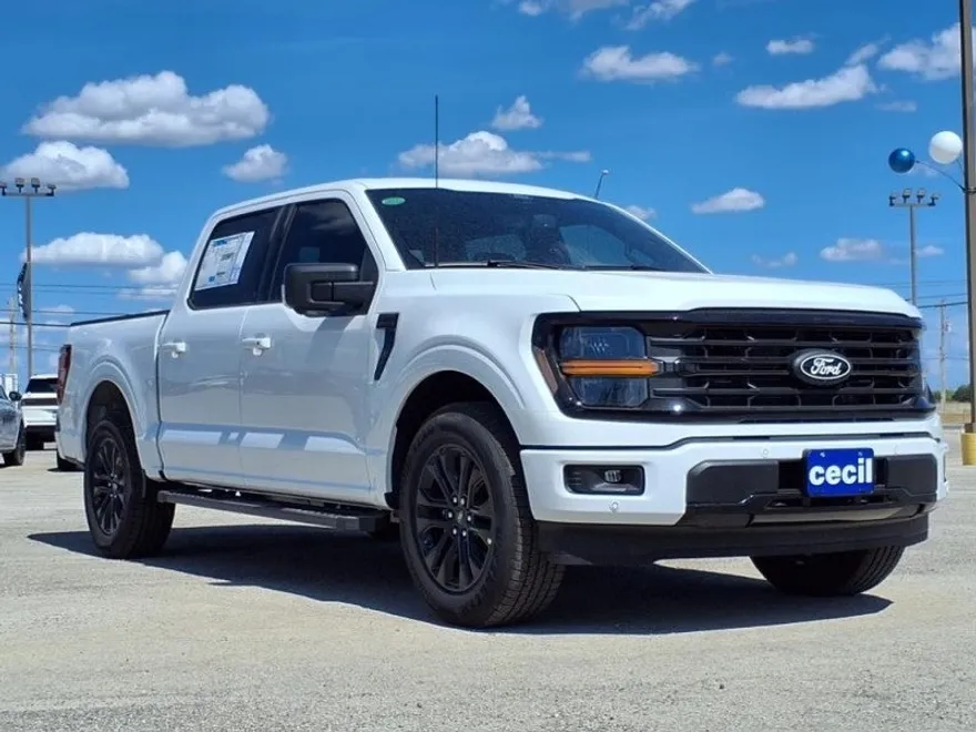 2025 Ford F-150 XLT photo 1