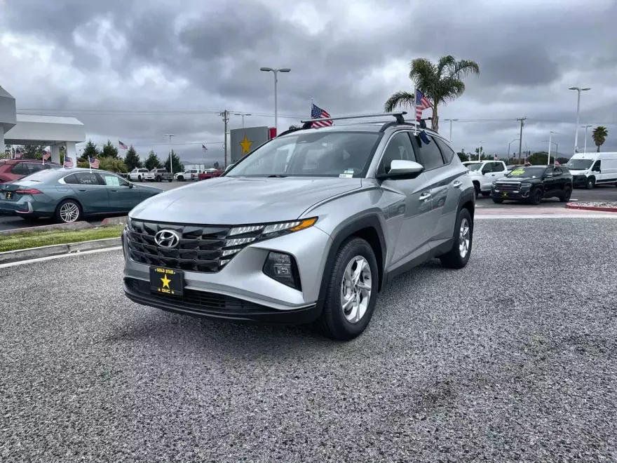 2024 Hyundai Tucson SEL photo 1