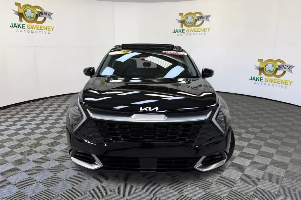 2025 Kia Sportage photo 1