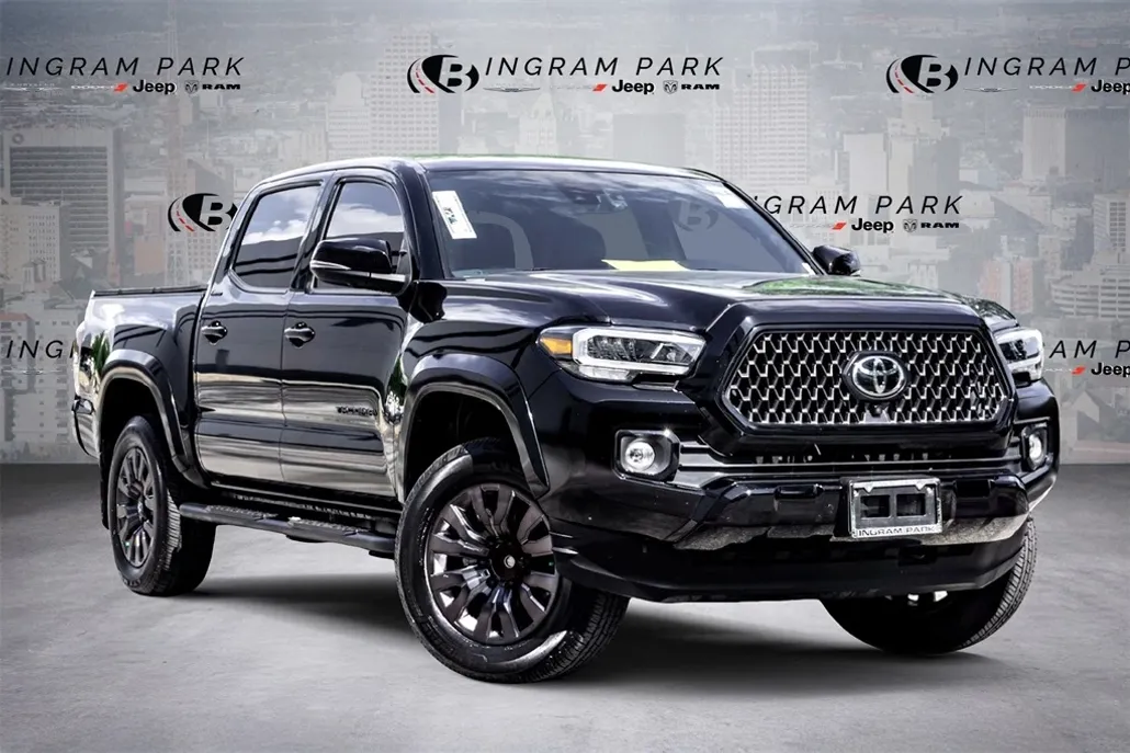 2023 Toyota Tacoma Limited photo 1