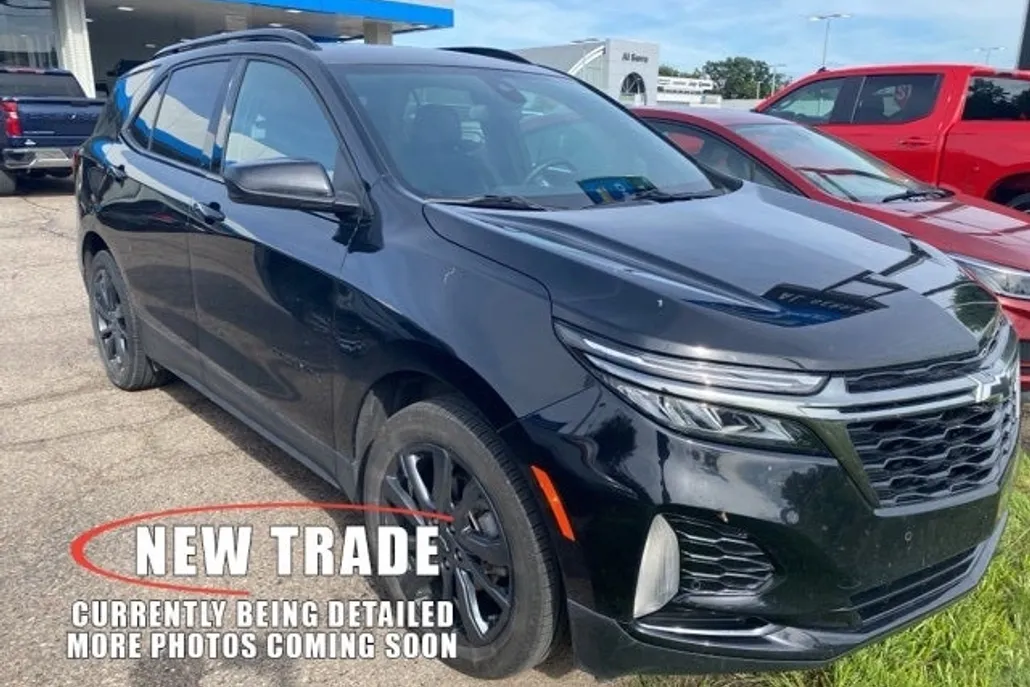 2023 Chevrolet Equinox RS photo 1