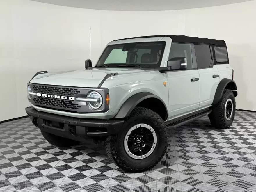 2021 Ford Bronco Badlands photo 1