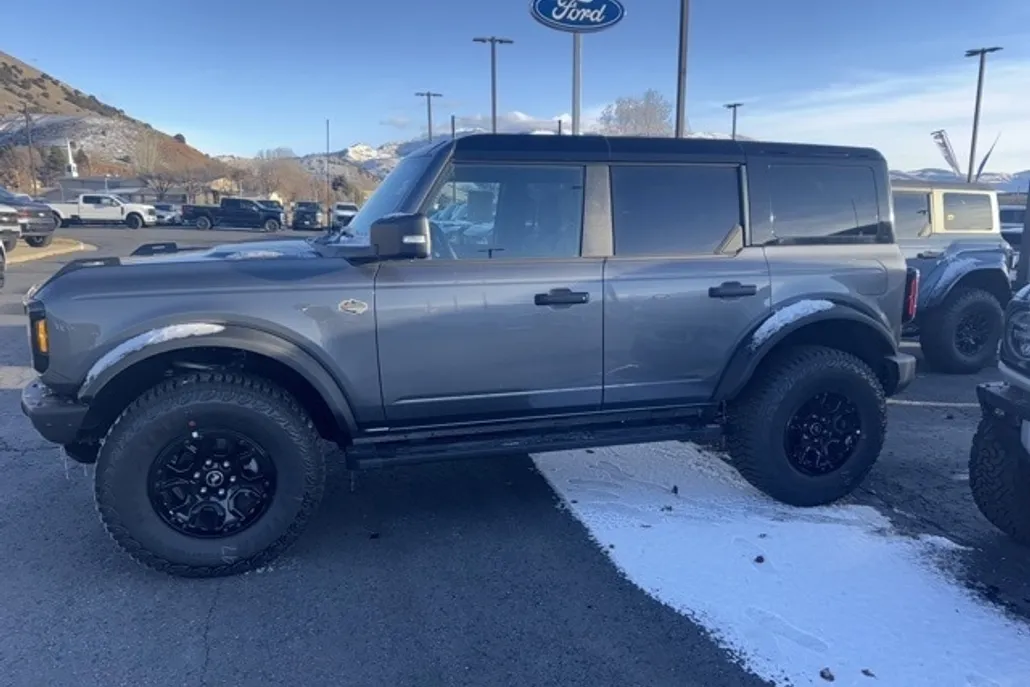 2024 Ford Bronco Wildtrak photo 1