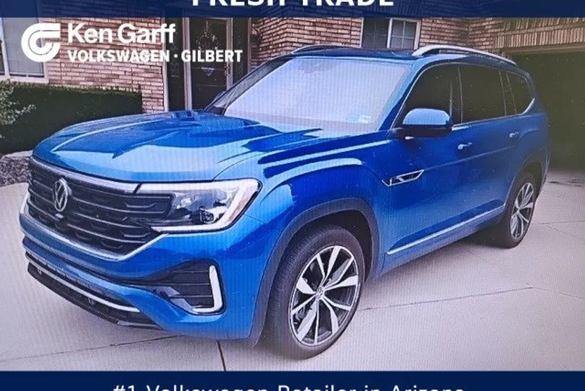 2025 Volkswagen Atlas SEL Premium R-Line photo 1