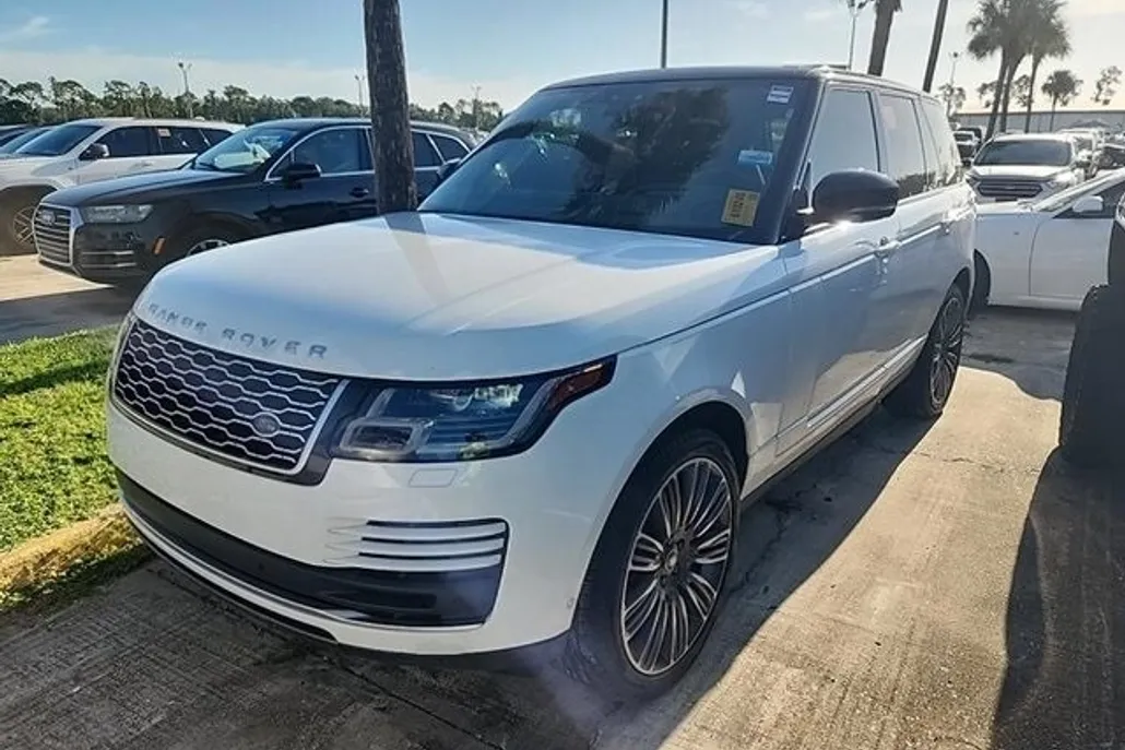 2020 Land Rover Range Rover P525 HSE photo 1