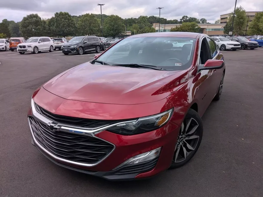 2023 Chevrolet Malibu RS photo 1