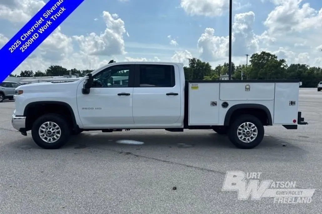 2025 Chevrolet Silverado 2500HD Work Truck photo 1