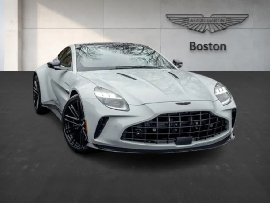 2025 Aston Martin Vantage photo 1