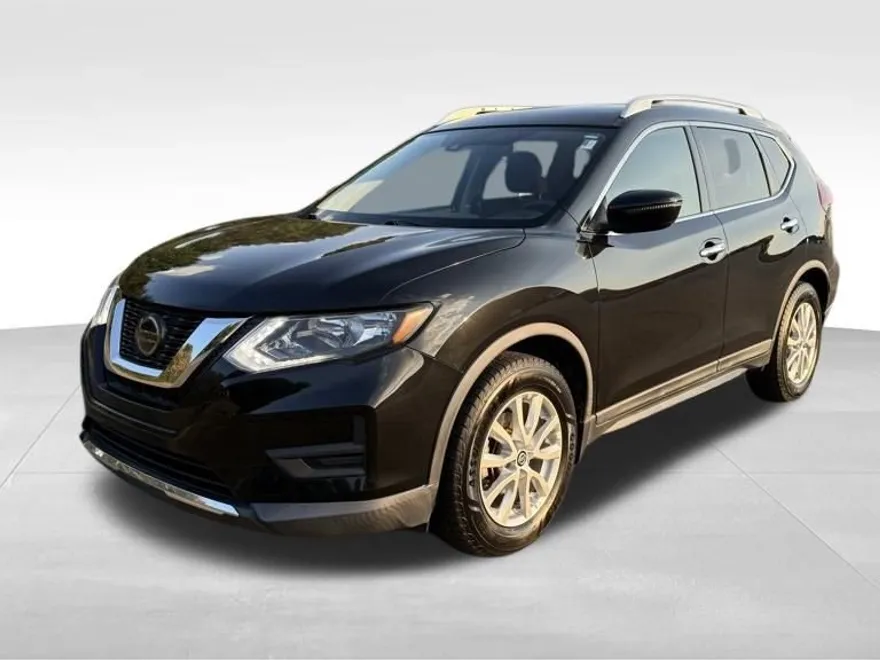 2020 Nissan Rogue SV photo 1
