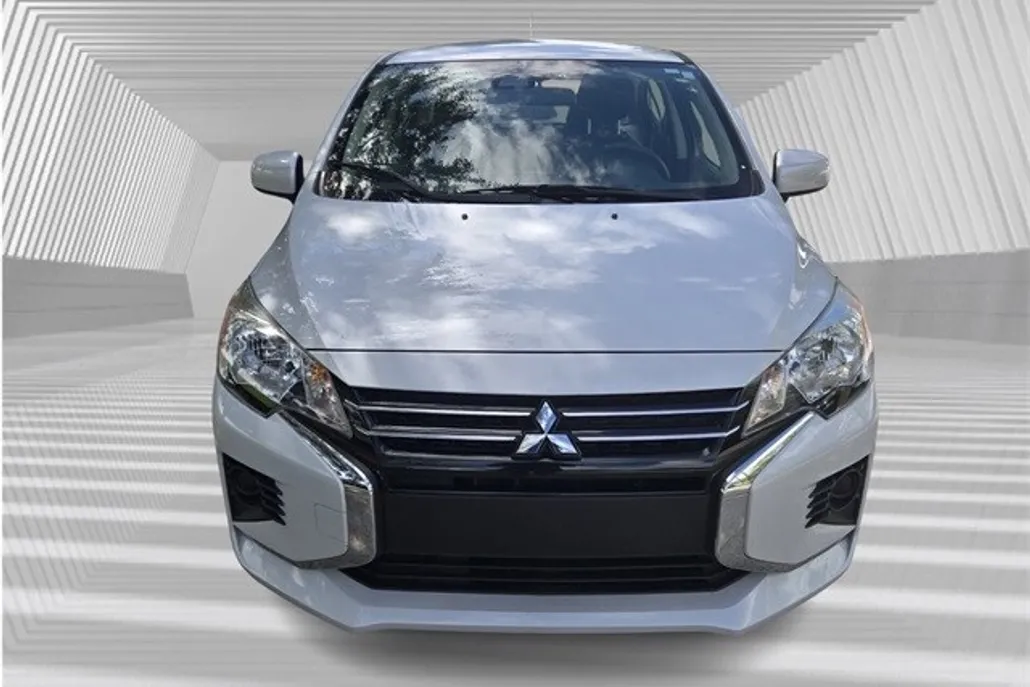 2023 Mitsubishi Mirage G4 ES photo 1