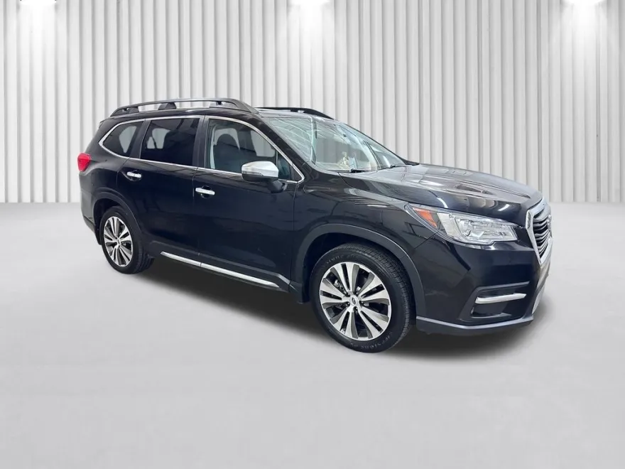 2022 Subaru Ascent Touring photo 1