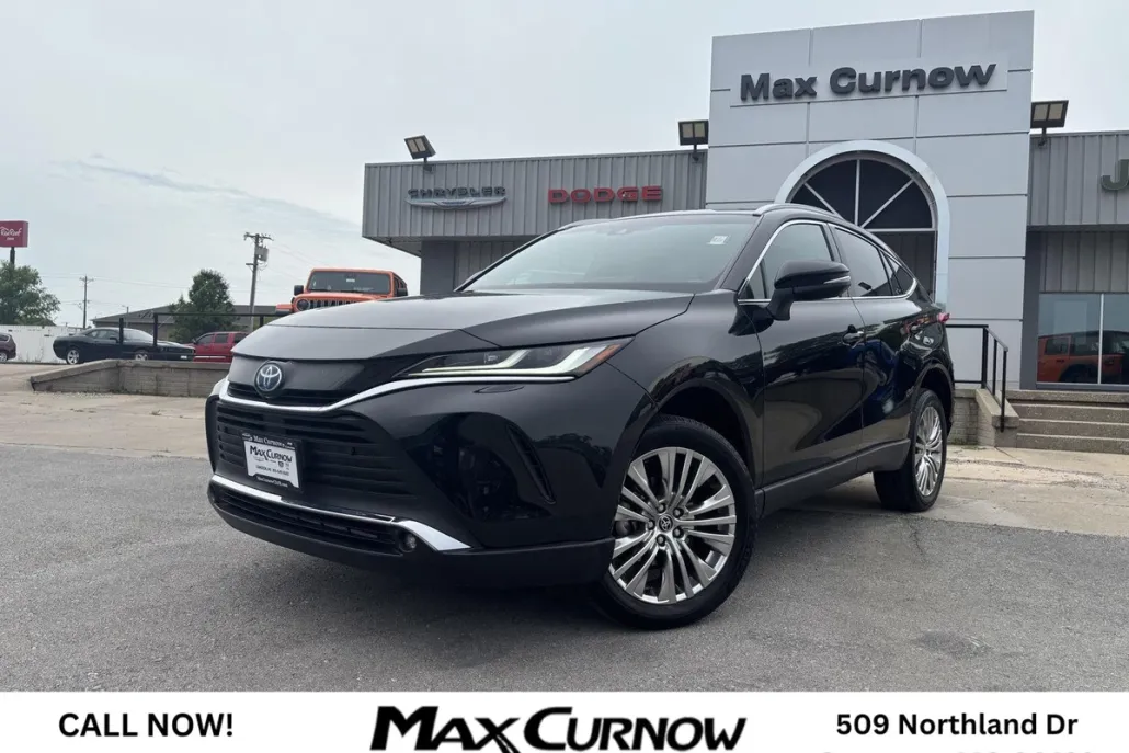 2023 Toyota Venza XLE photo 1