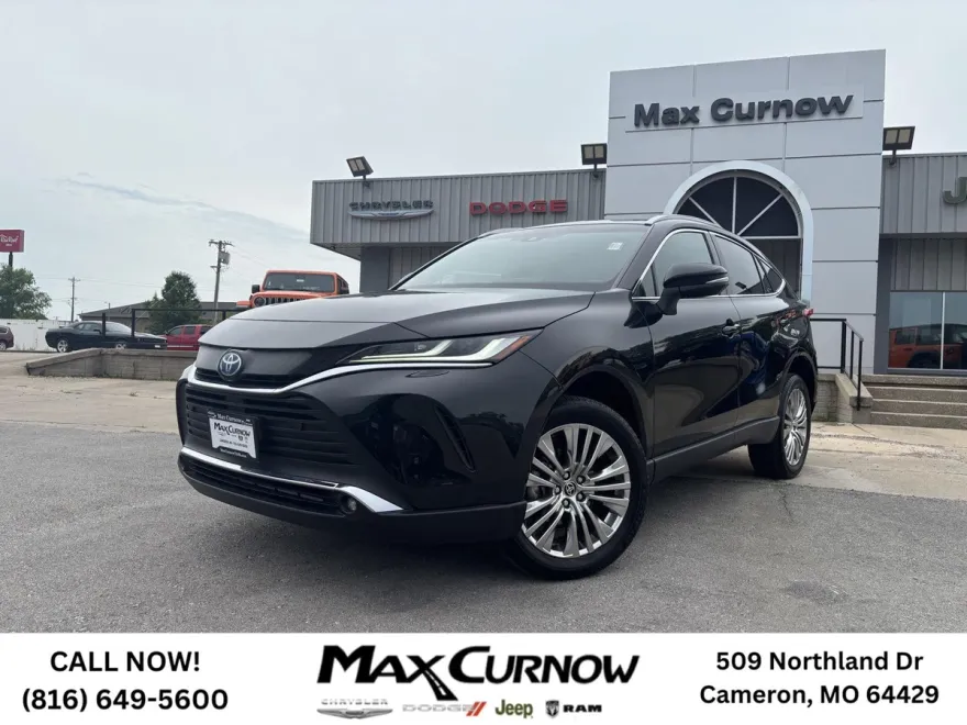 2023 Toyota Venza XLE photo 1