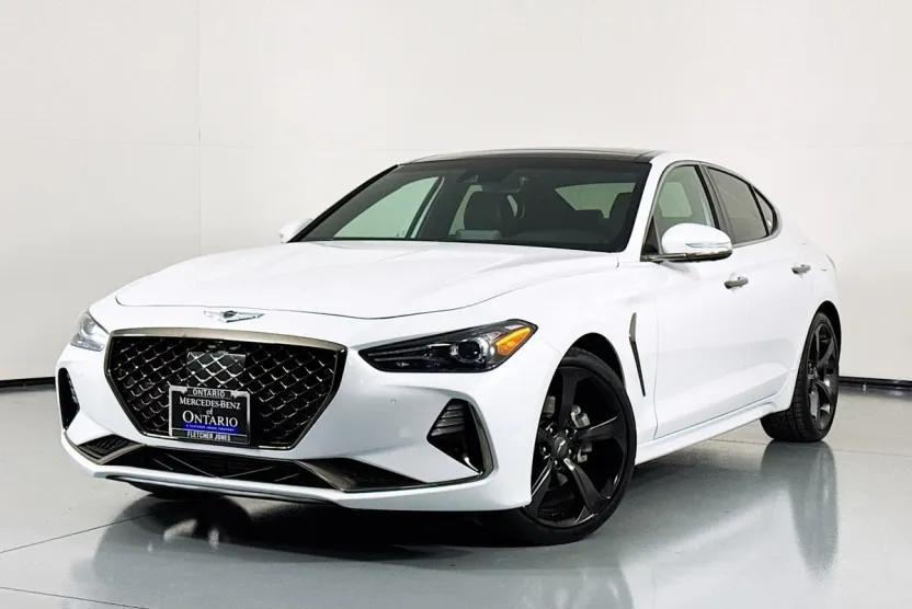 2019 Genesis G70 2.0T Advanced photo 1