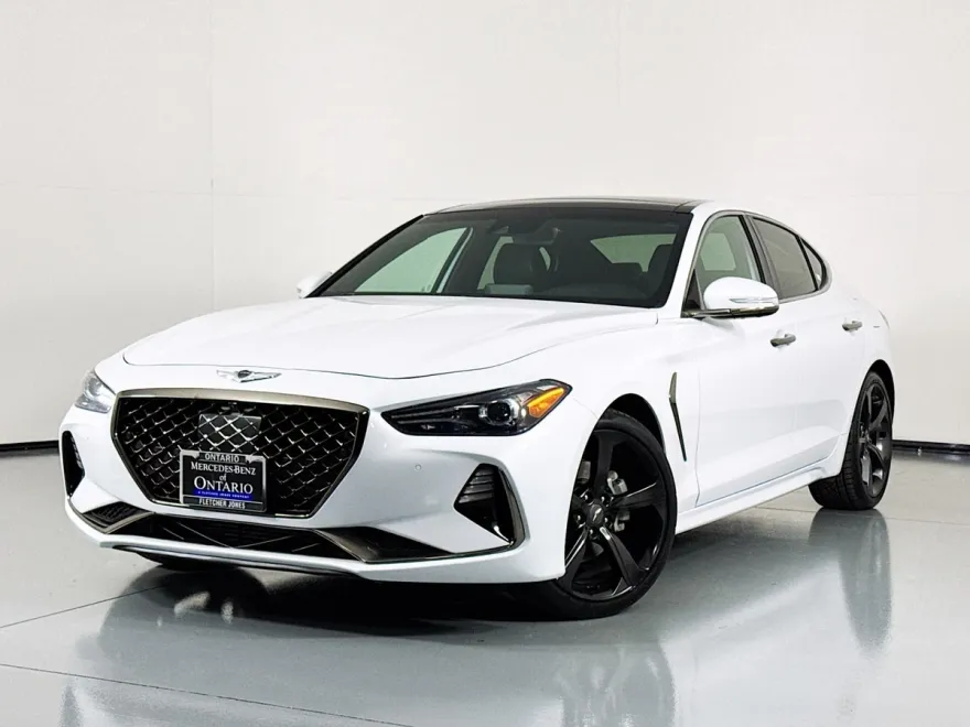 2019 Genesis G70 2.0T Advanced photo 1
