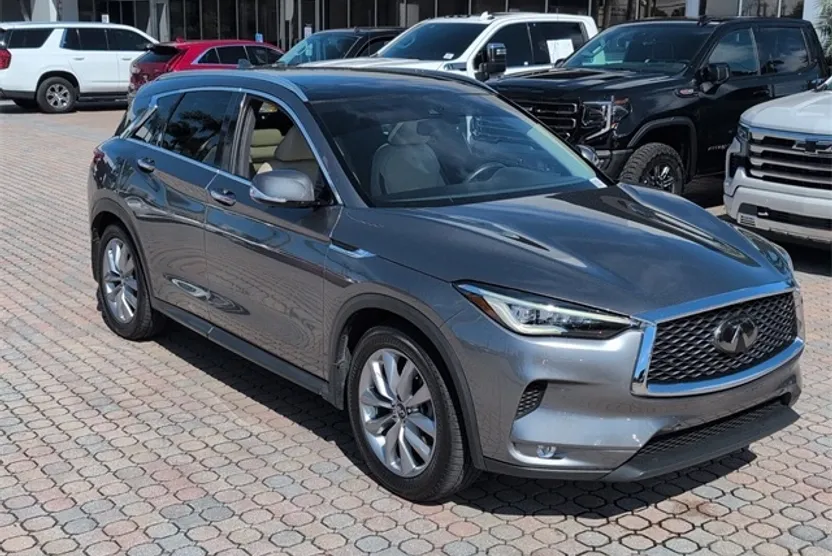 2020 Infiniti QX50 Essential photo 1