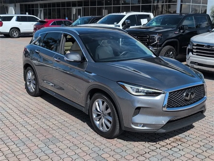 2020 Infiniti QX50 Essential photo 1