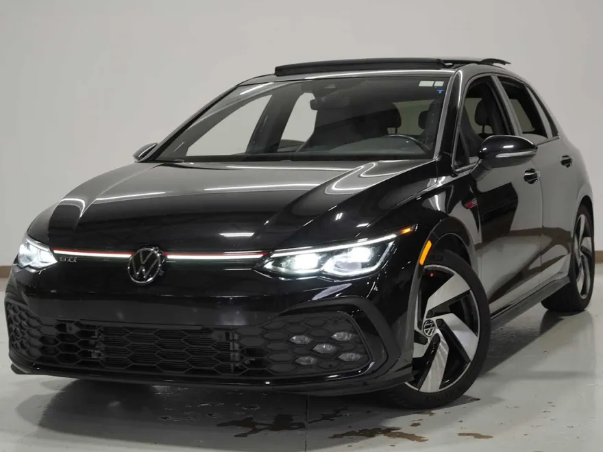 2022 Volkswagen Golf GTI SE photo 1