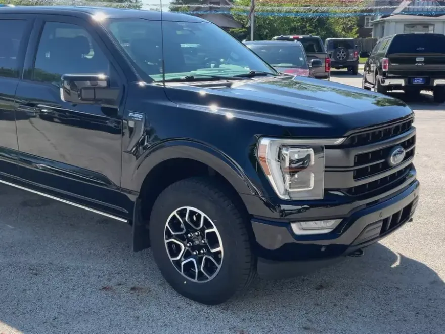 2022 Ford F-150 XL photo 1