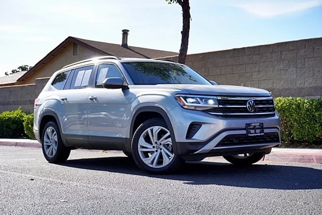 2022 Volkswagen Atlas V6 SE Technology photo 1