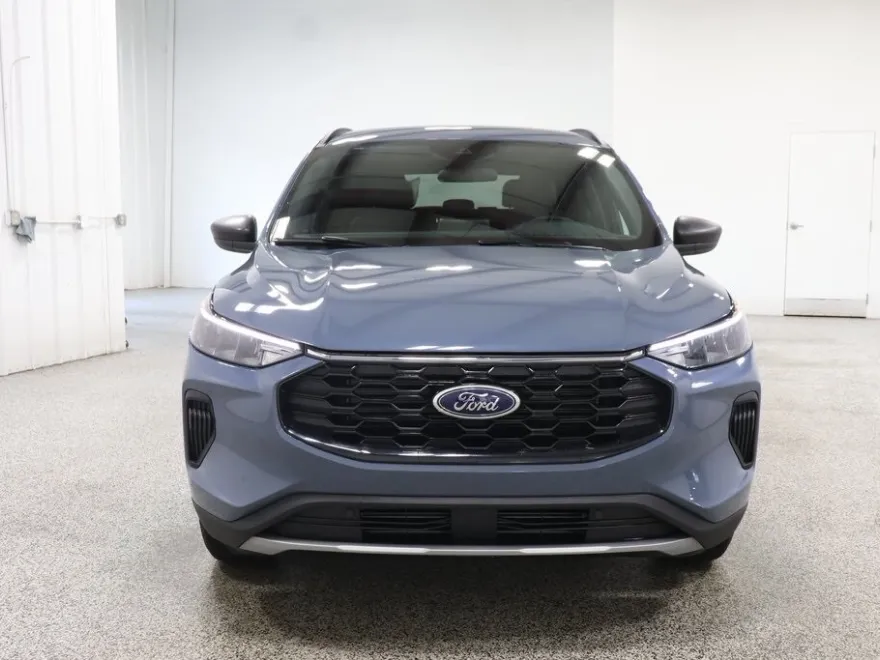 2025 Ford Escape ST-Line photo 1