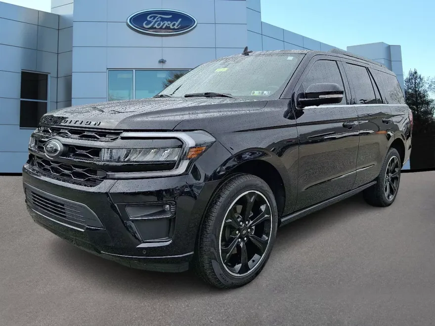 2024 Ford Expedition Limited photo 1