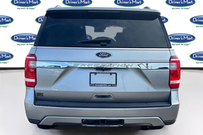 2020 Ford Expedition XLT photo 1