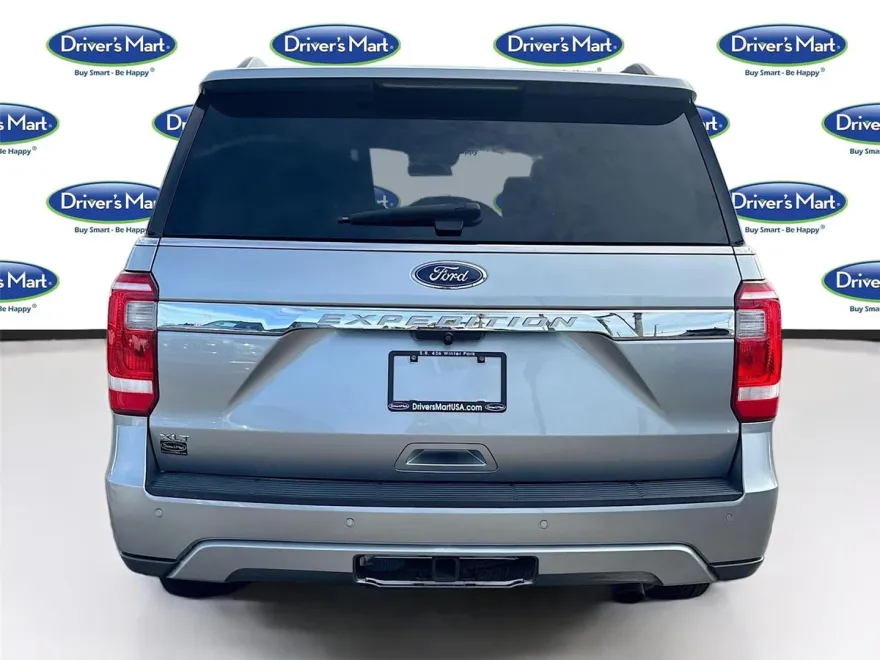 2020 Ford Expedition XLT photo 1