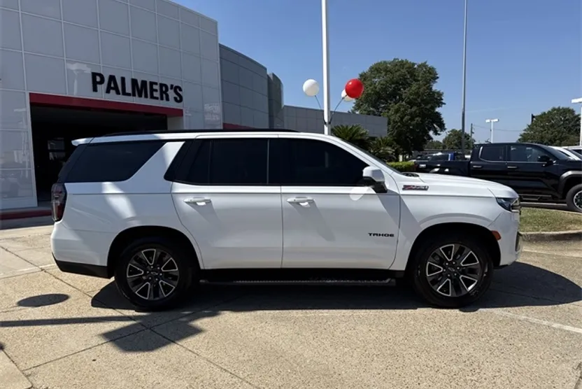 2023 Chevrolet Tahoe Z71 photo 1