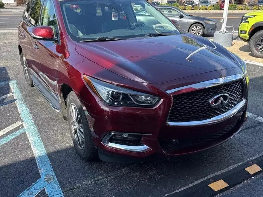2019 Infiniti QX60 Luxe AWD photo 1