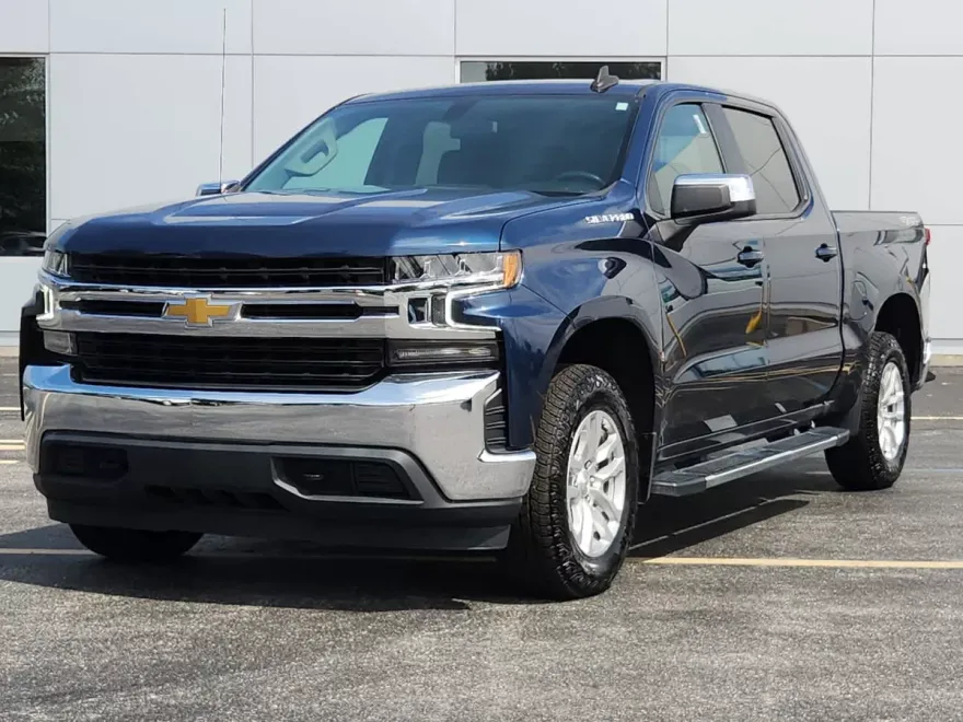 2021 Chevrolet Silverado 1500 LT photo 1