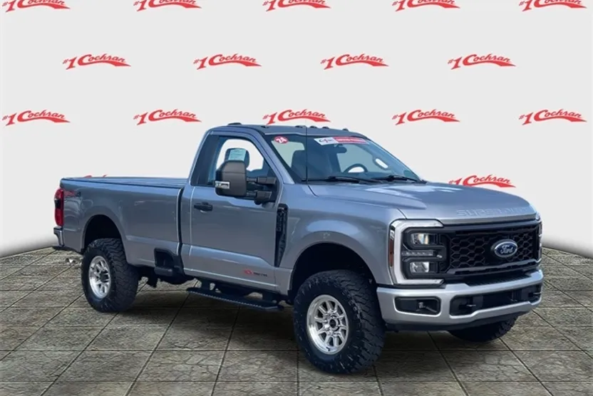 2012 Ford F-350 XLT photo 1