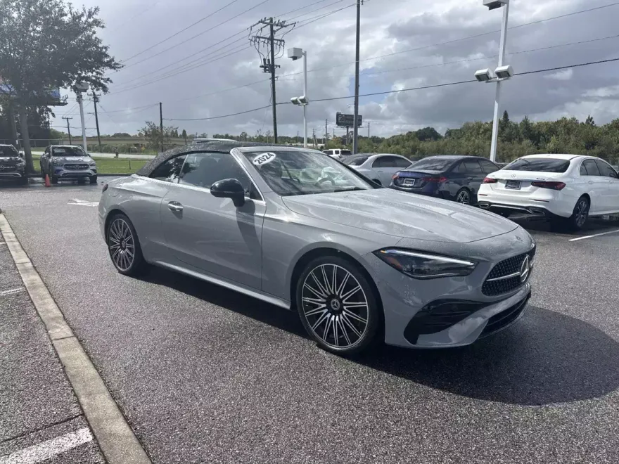 2024 Mercedes Benz CLE 300 4MATIC Cabriolet photo 1