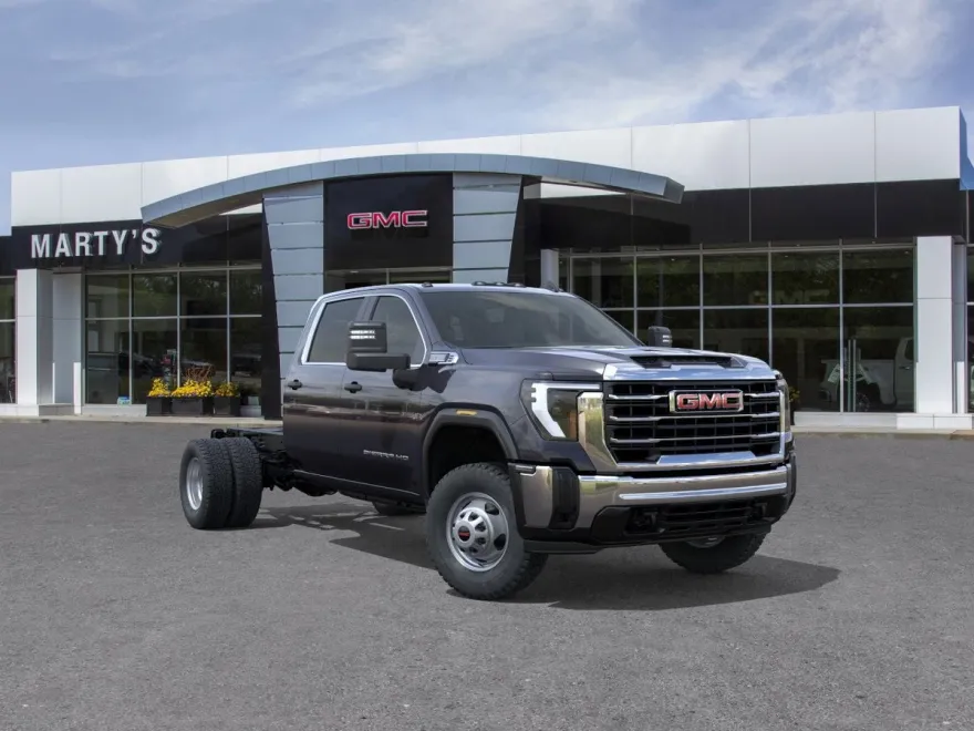 2025 Gmc Sierra 3500 HD Pro photo 1